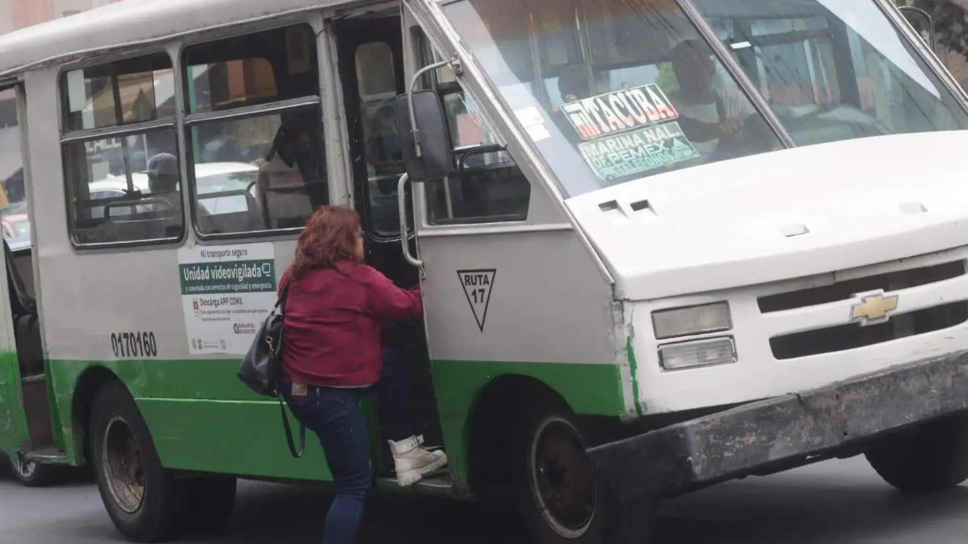 MICROBUSES EN LA CDMX. FOTO SERGIO VÁZQUEZ LA PRENSA (4)